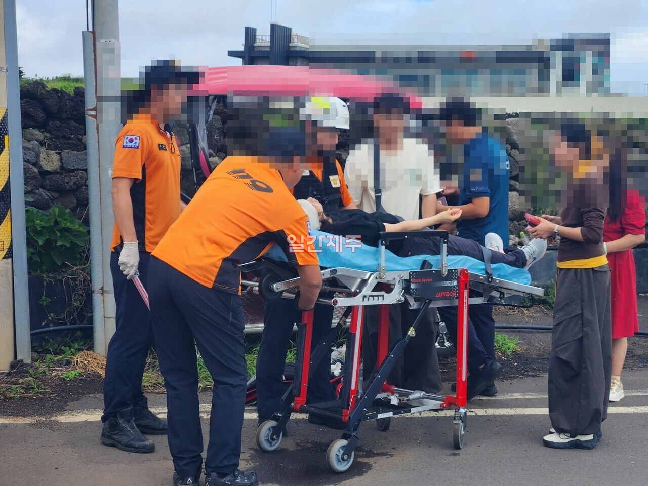 ▲ 우도에서 불법대여차량 사고 모습(사진- - 제보자)(ⓒ일간제주